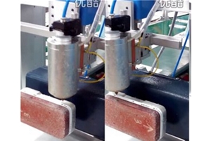 手機(jī)殼旋轉(zhuǎn)四軸點膠機(jī)